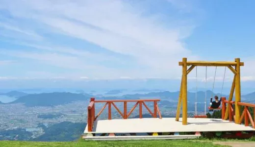 [观音寺市]云本寺山顶公园 |天空秋千和山顶露台的壮丽景色